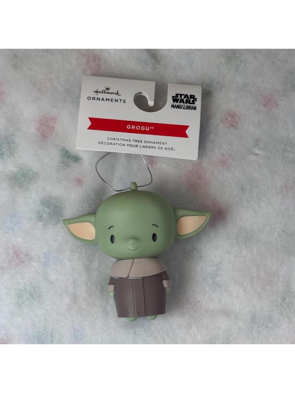 Grogu - Hallmark Ornament - Star Wars Mandalorian - Shatterproof, Matte Finish